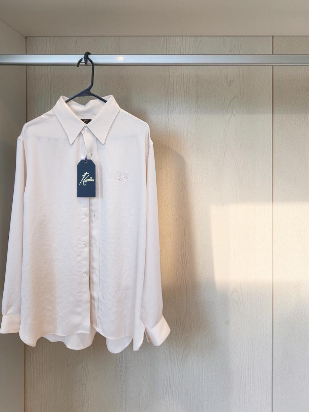 Needles Mens Off White Long-Sleeve Dress Shirt Sateen Size L
